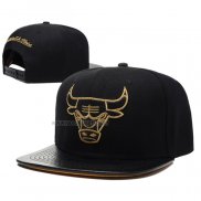 Gorra Chicago Bulls Adjustbale Snapback Oro Negro