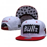 Gorra Chicago Bulls BAIT X NBA Mitchell & Ness Blanco